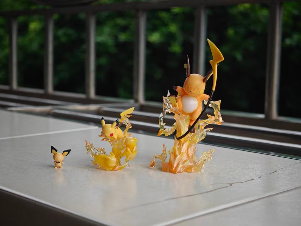 [PREORDER] 1/20 Scale World Figure [GM] - Pikachu & Raichu & Pichu