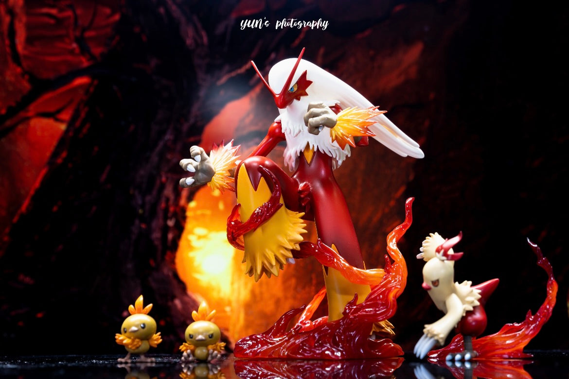[IN STOCK] 1/20 Scale World Figure [ZDM] - Torchic & Combusken & Blaziken
