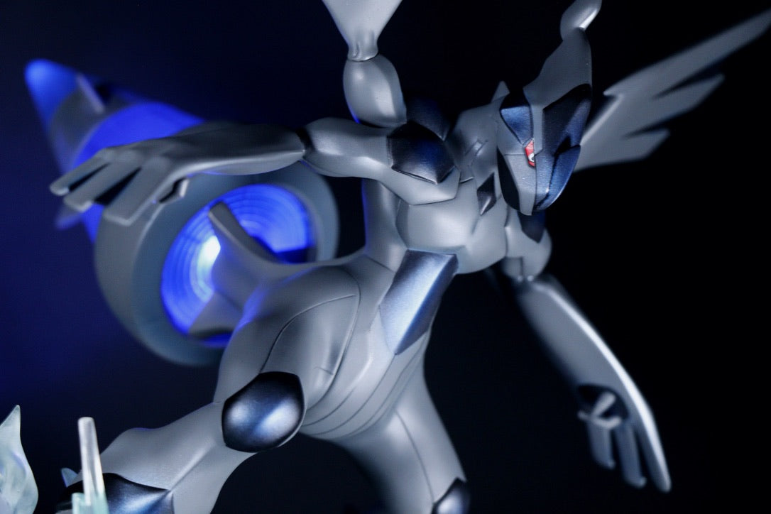 [IN STOCK] 1/20 Scale World Figure [BQG] - Reshiram & Zekrom