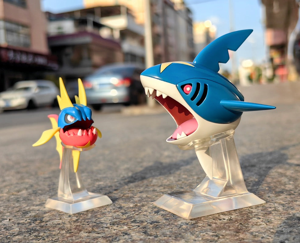 [IN STOCK] 1/20 Scale World Figure [PIKA] - Carvanha & Sharpedo & Mega Sharpedo