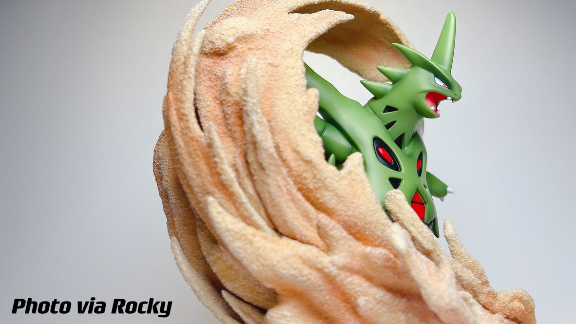 [IN STOCK] 1/20 Scale World Figure [PALLET TOWN] - Mega Tyranitar