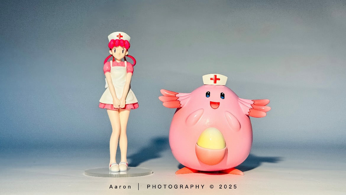 [IN STOCK] 1/20 Scale World Figure [RACER & LIMOUSINE] - Nurse Joy