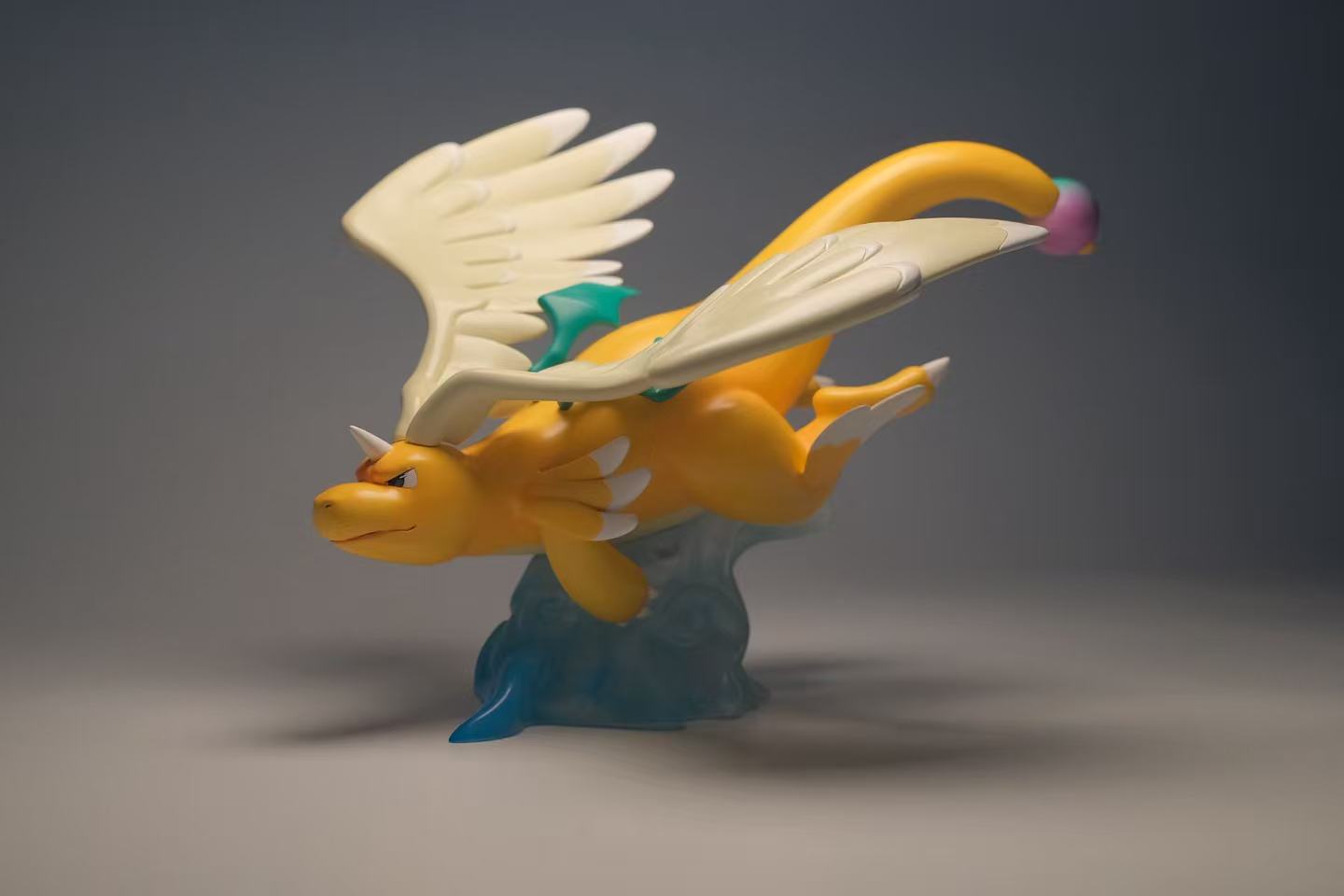 [PREORDER] 1/20 Scale World Figure [KS] - Mega Dragonite