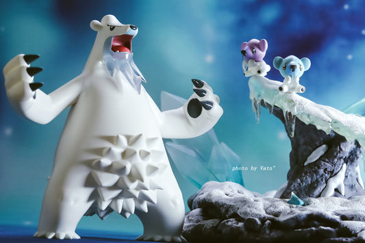 [IN STOCK] 1/20 Scale World Figure [PIKA] - Cubchoo & Beartic