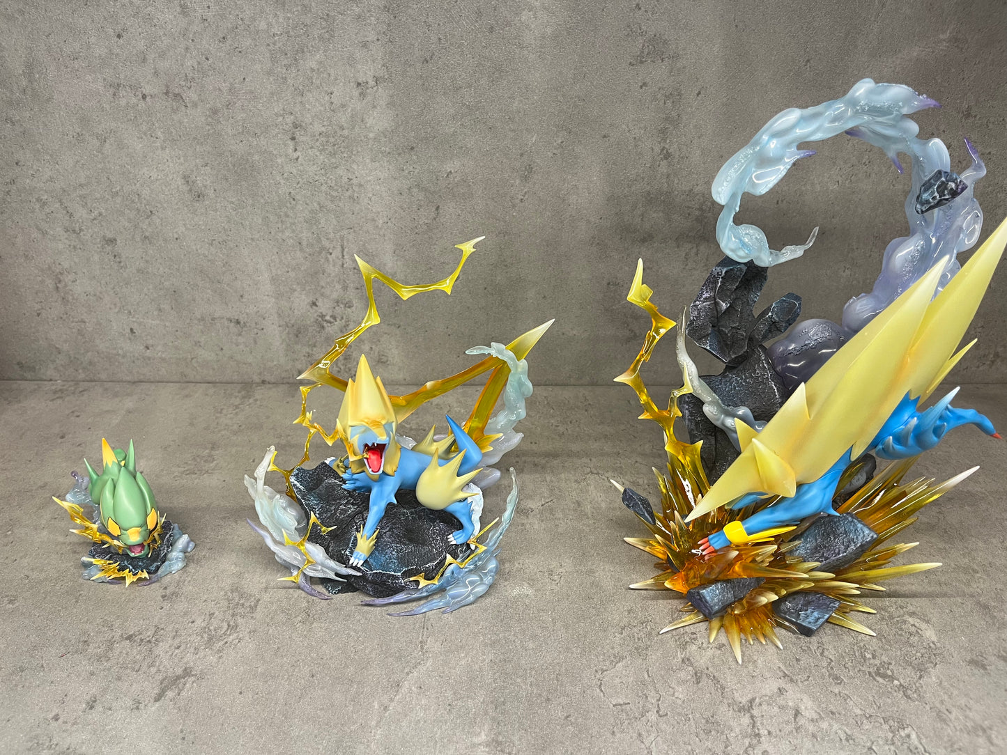 [PREORDER] 1/20 Scale World Figure [DAIDAI] - Electrike & Manectric & Mege Manectric