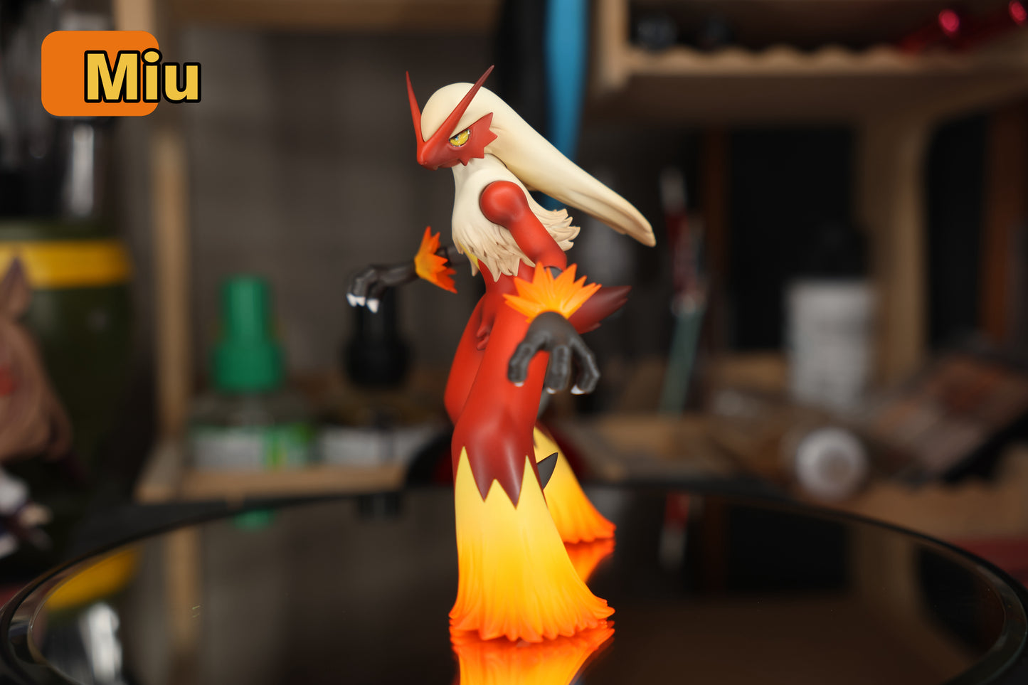 [PREORDER] 1/20 Scale World Figure [MIU] - Blaziken