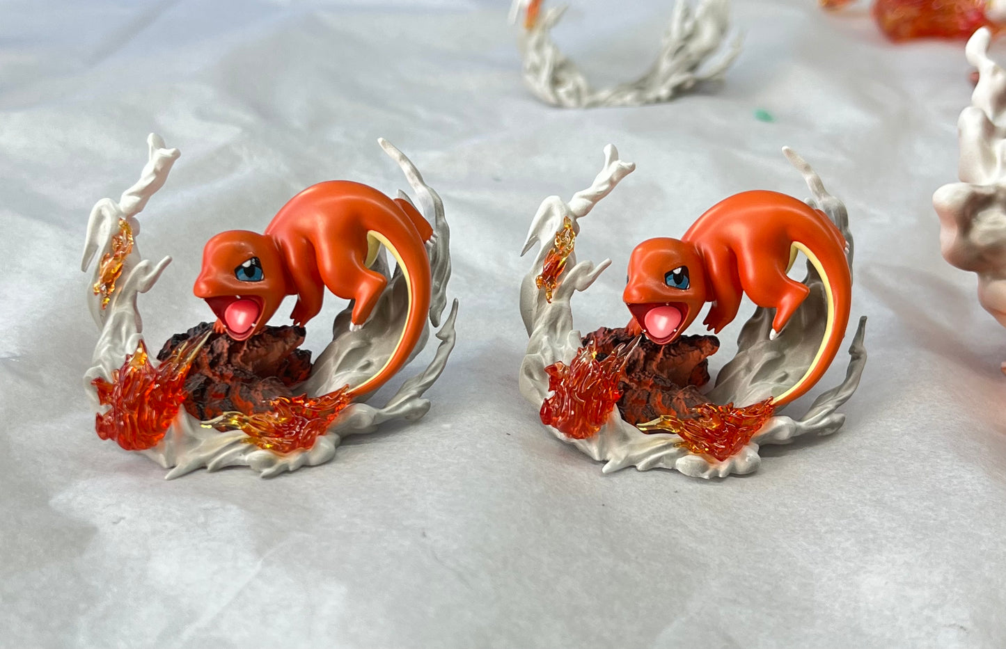 [IN STOCK] 1/20 Scale World Figure [DAIDAI] - Charmander & Charmeleon & Charizard