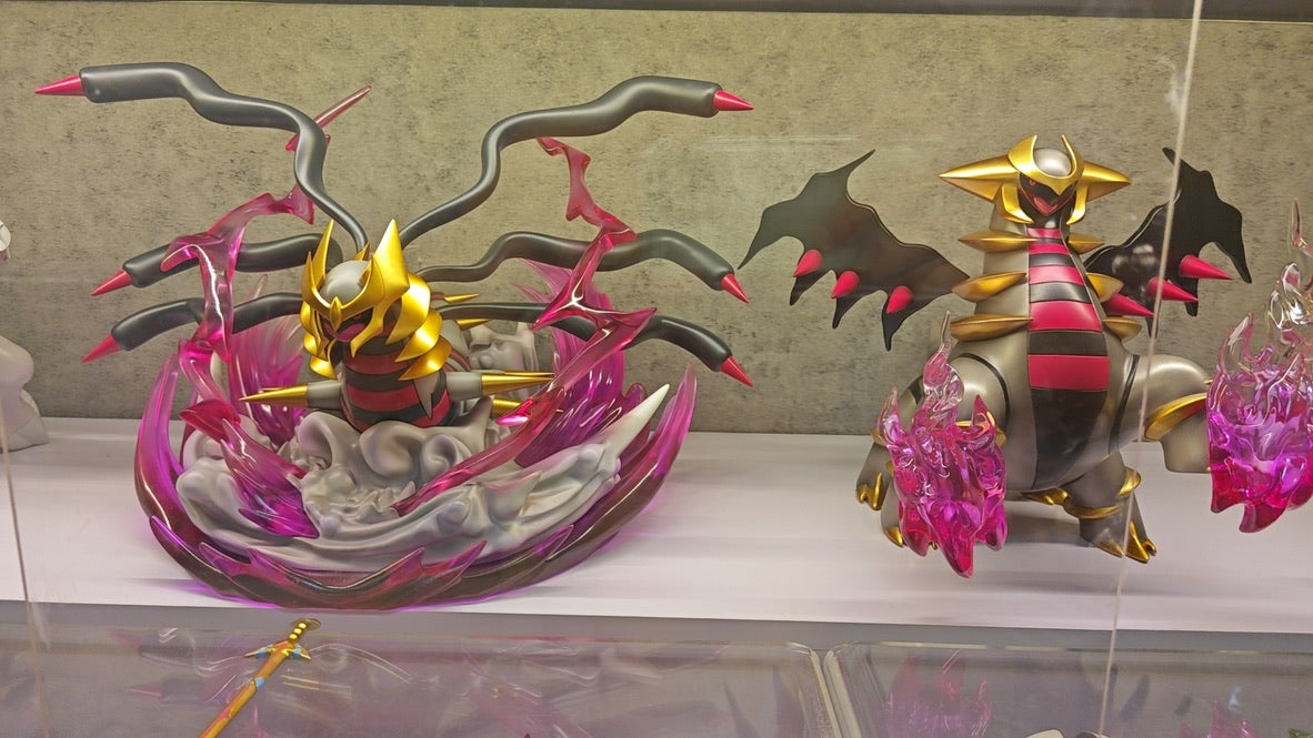 [IN STOCK] 1/20 Scale World Figure [KING] - Giratina (Altered Forme)