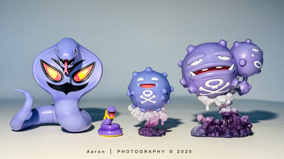 [IN STOCK] 1/20 Scale World Figure [VS] - Ekans & Arbok