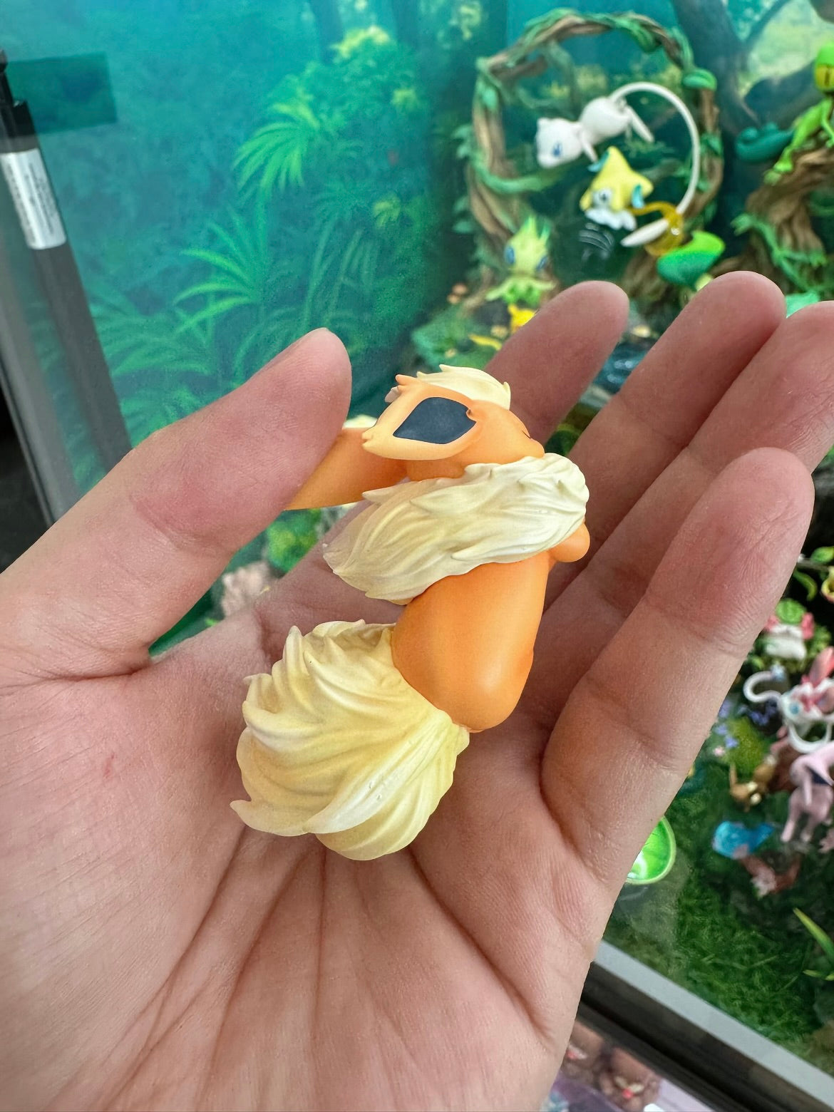 [IN STOCK] 1/20 Scale World Figure [LFG] - Vaporeon & Flareon