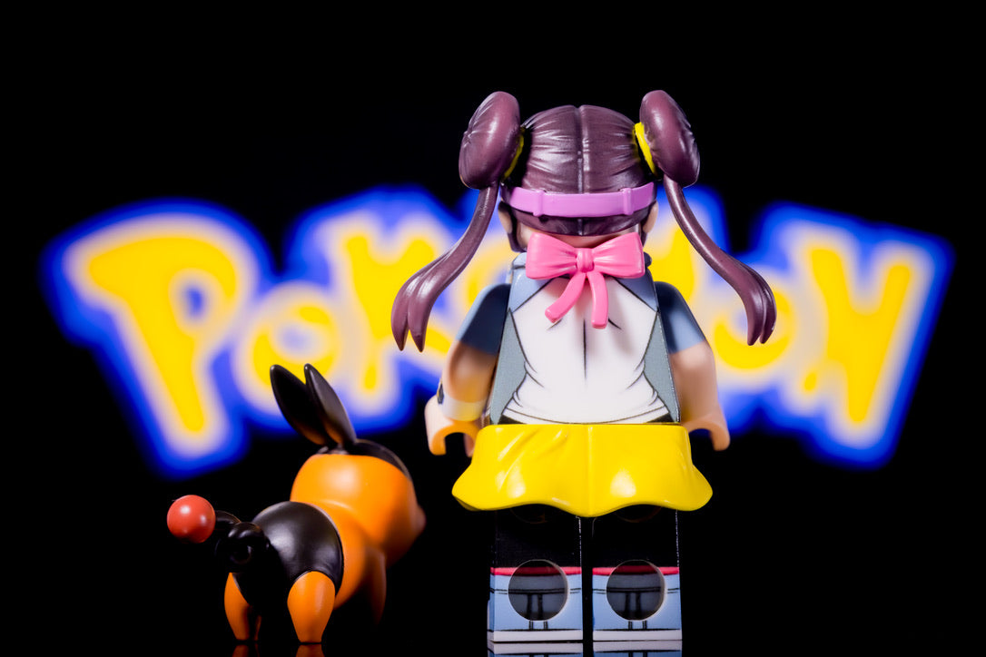 Rosa fashion pokemon figure