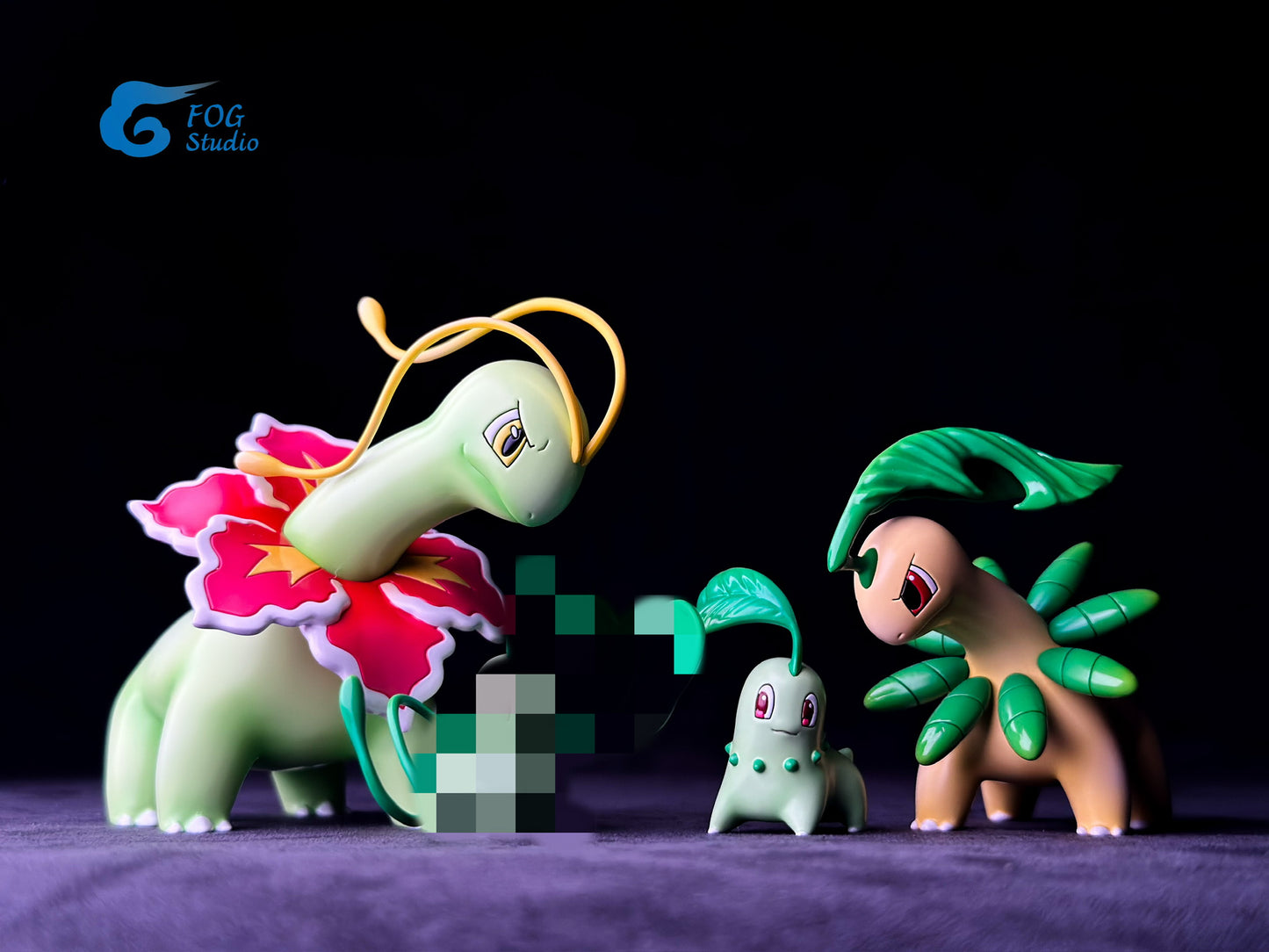 [PREORDER] 1/20 Scale World Figure [FOG] - Chikorita & Bayleef & Meganium