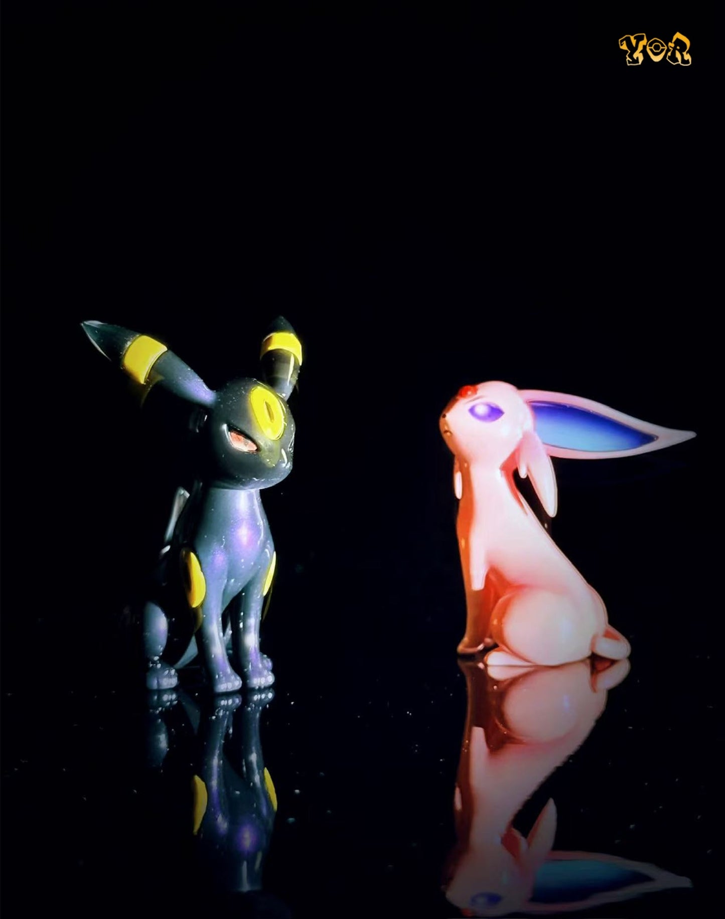 [PREORDER] 1/20 Scale World Figure [YOR] - Espeon & Umbreon