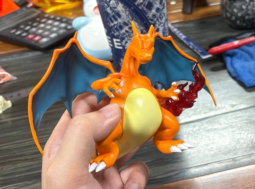[PREORDER] 1/20 Scale World Figure [MMW] - Charmander & Charmeleon & Charizard