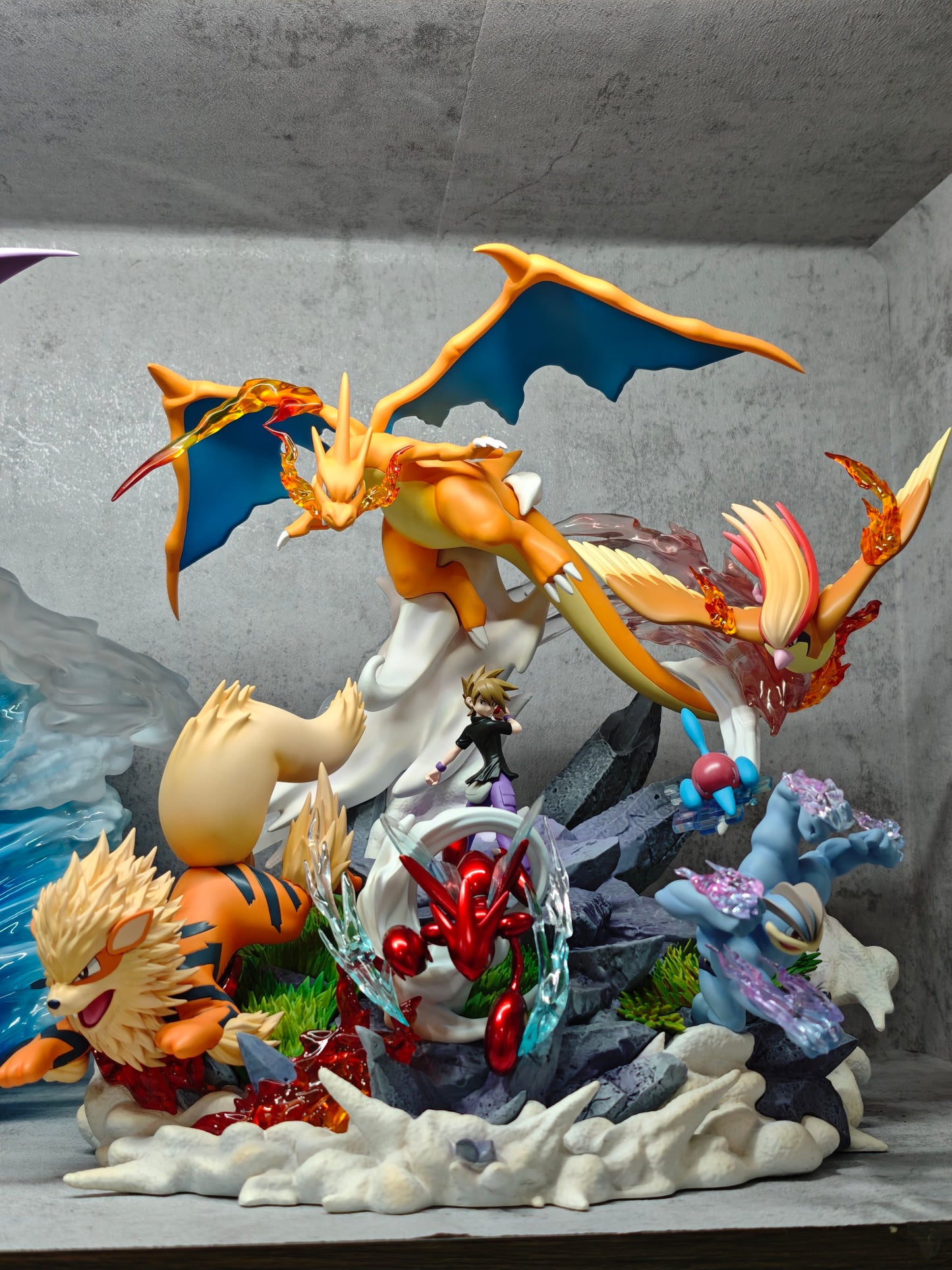 [IN STOCK] 1/20 Scale World Figure [DCG] - Gary & Charizard & Pidgeot & Arcanine & Machamp & Scizor & Porygon2