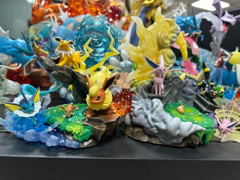 [IN STOCK] 1/20 Scale World Figure [DCG] - Eevee & Vaporeon & Jolteon & Flareon