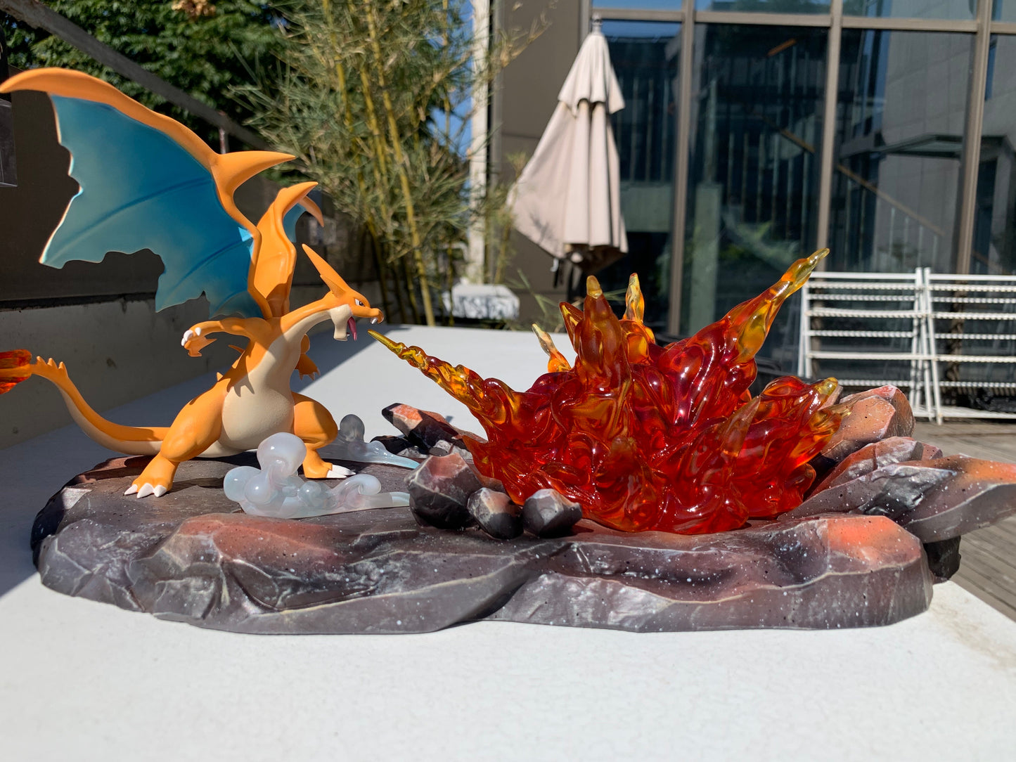 [IN STOCK] 1/20 Scale World Figure [MD] - Mega Charizard Y