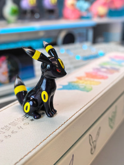[IN STOCK] 1/20 Scale World Figure [YOR] - Umbreon
