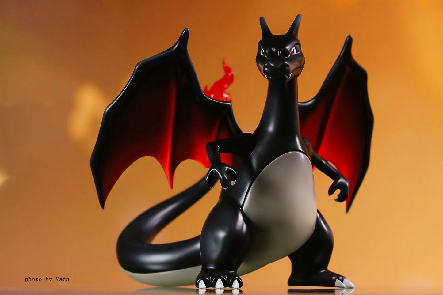 [IN STOCK] 1/20 Scale World Figure [LIMOUSINE] - Charmander & Charmeleon & Charizard