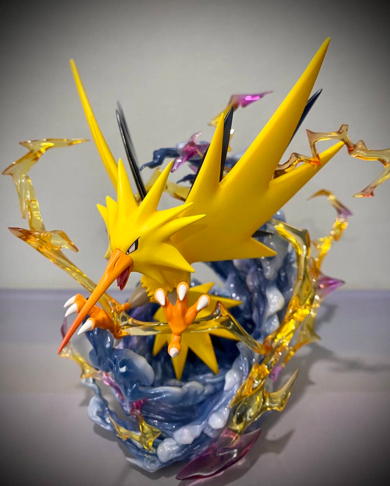 [IN STOCK] 1/20 Scale World Figure [PALLET TOWN] - Zapdos