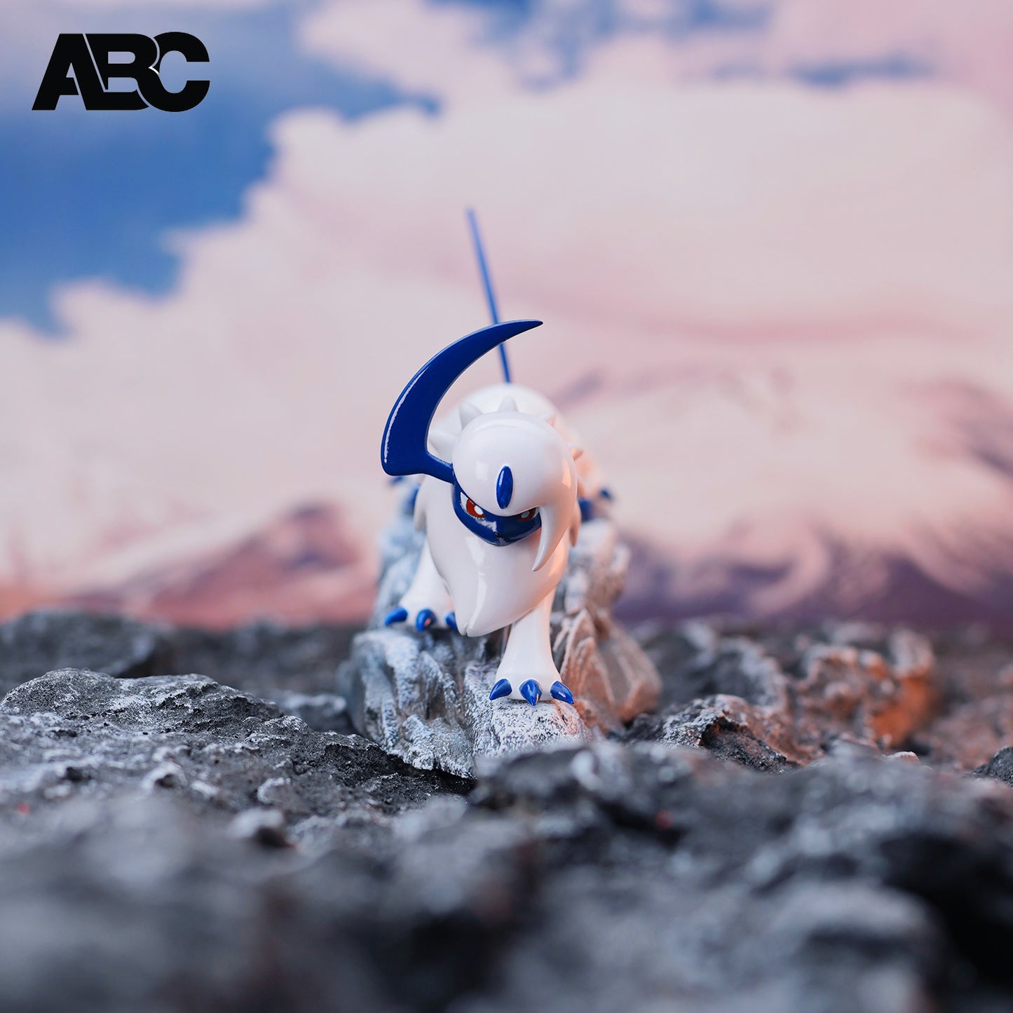 [PREORDER CLOSED] 1/20 Scale World Figure [ABC] - Absol + Mega Absol