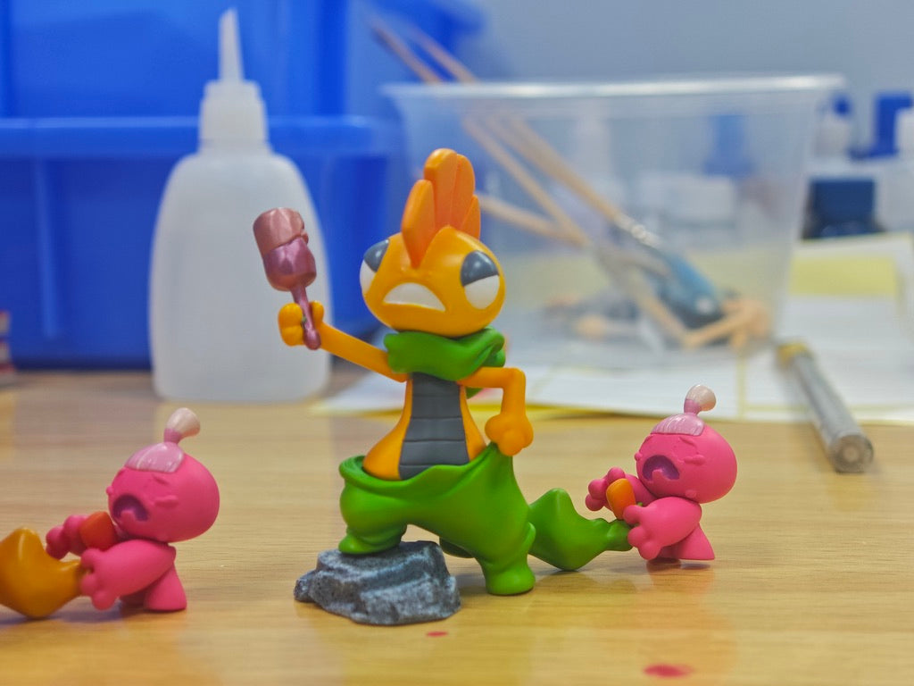 [PREORDER] 1/20 Scale World Figure [ZOO] - Scrafty & Tinkatink