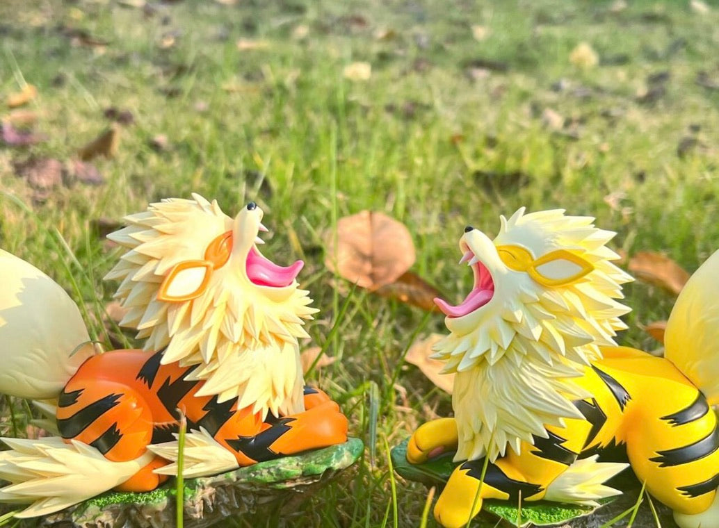 [IN STOCK] 1/20 Scale World Figure [PALLET TOWN] - Growlithe & Arcanine