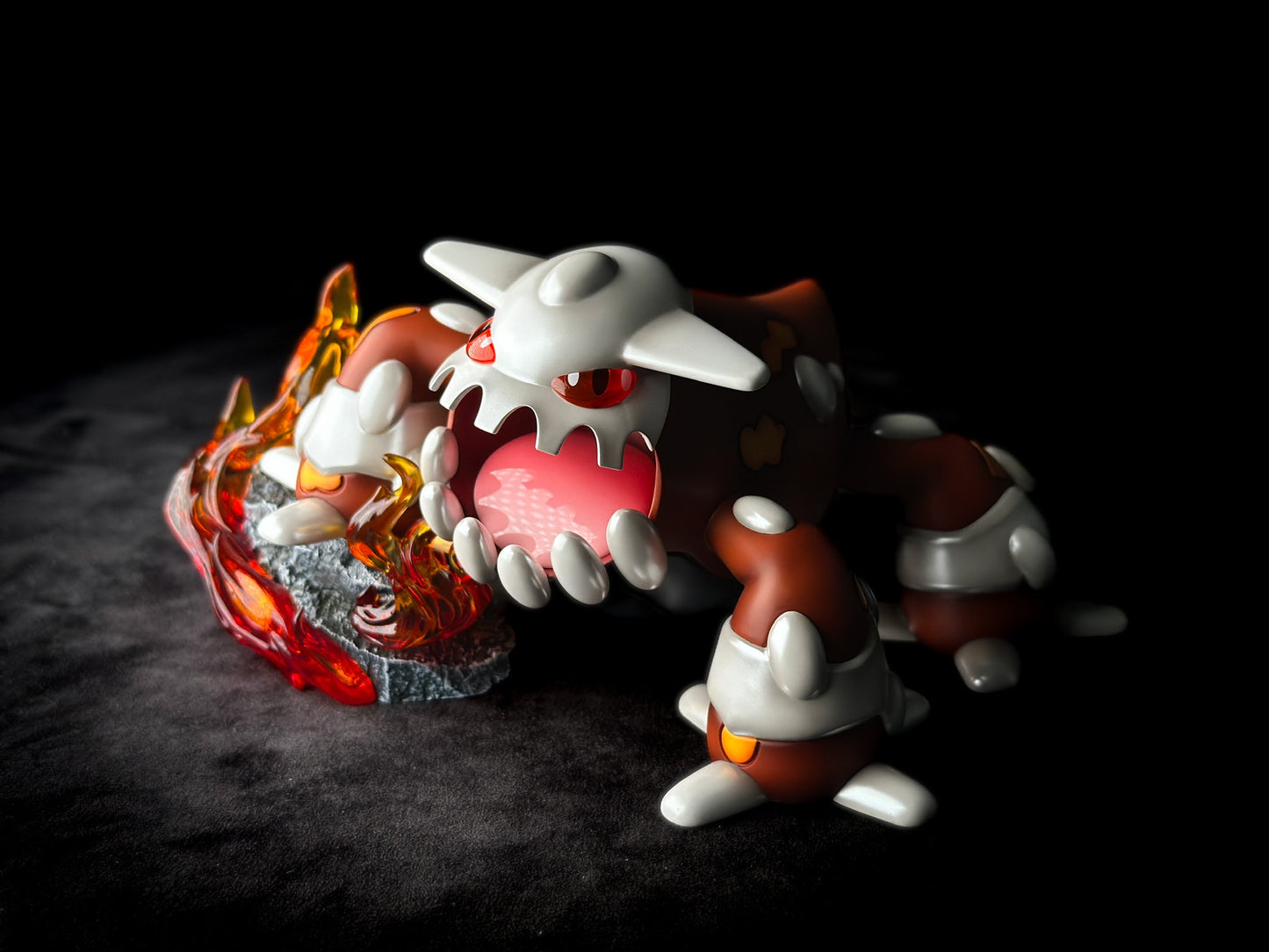 [IN STOCK] 1/20 Scale World Figure [T1] - Heatran