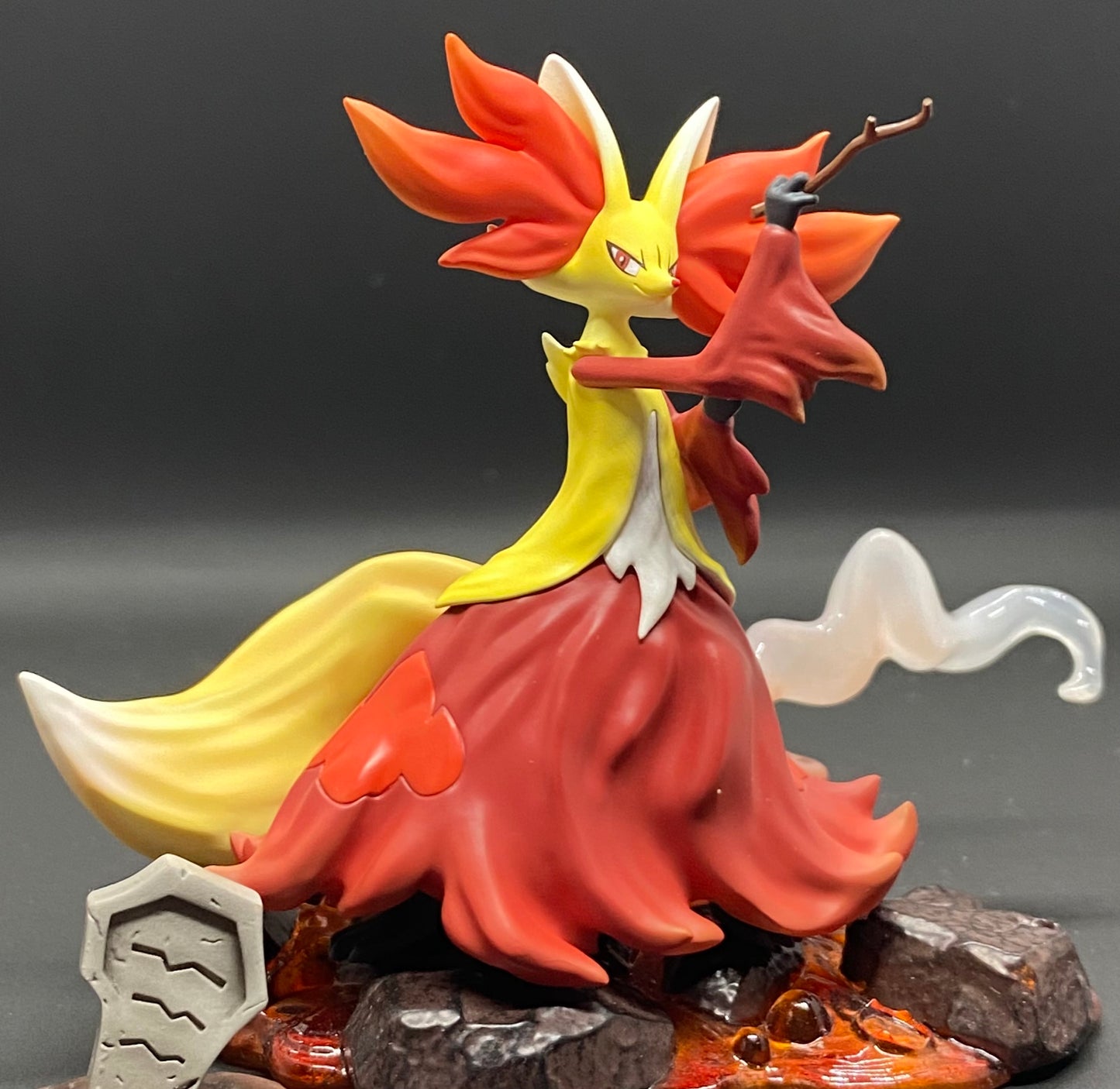 [IN STOCK] 1/20 Scale World Figure [PUMPFAKE] - Delphox