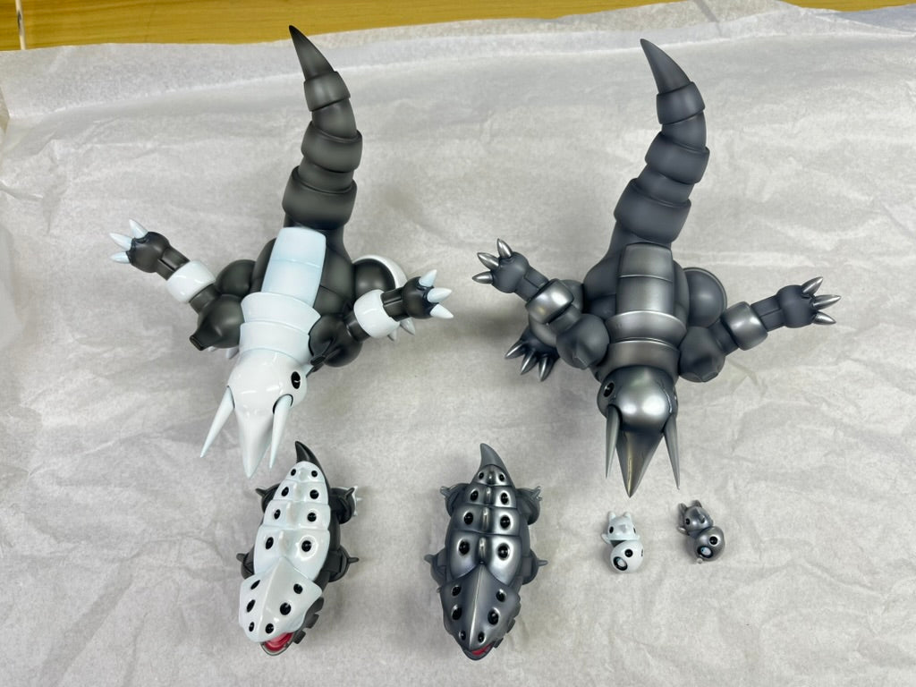 [REMAINING BALANCE] 1/20 Scale World Figure [EC] - Aron & Lairon & Aggron