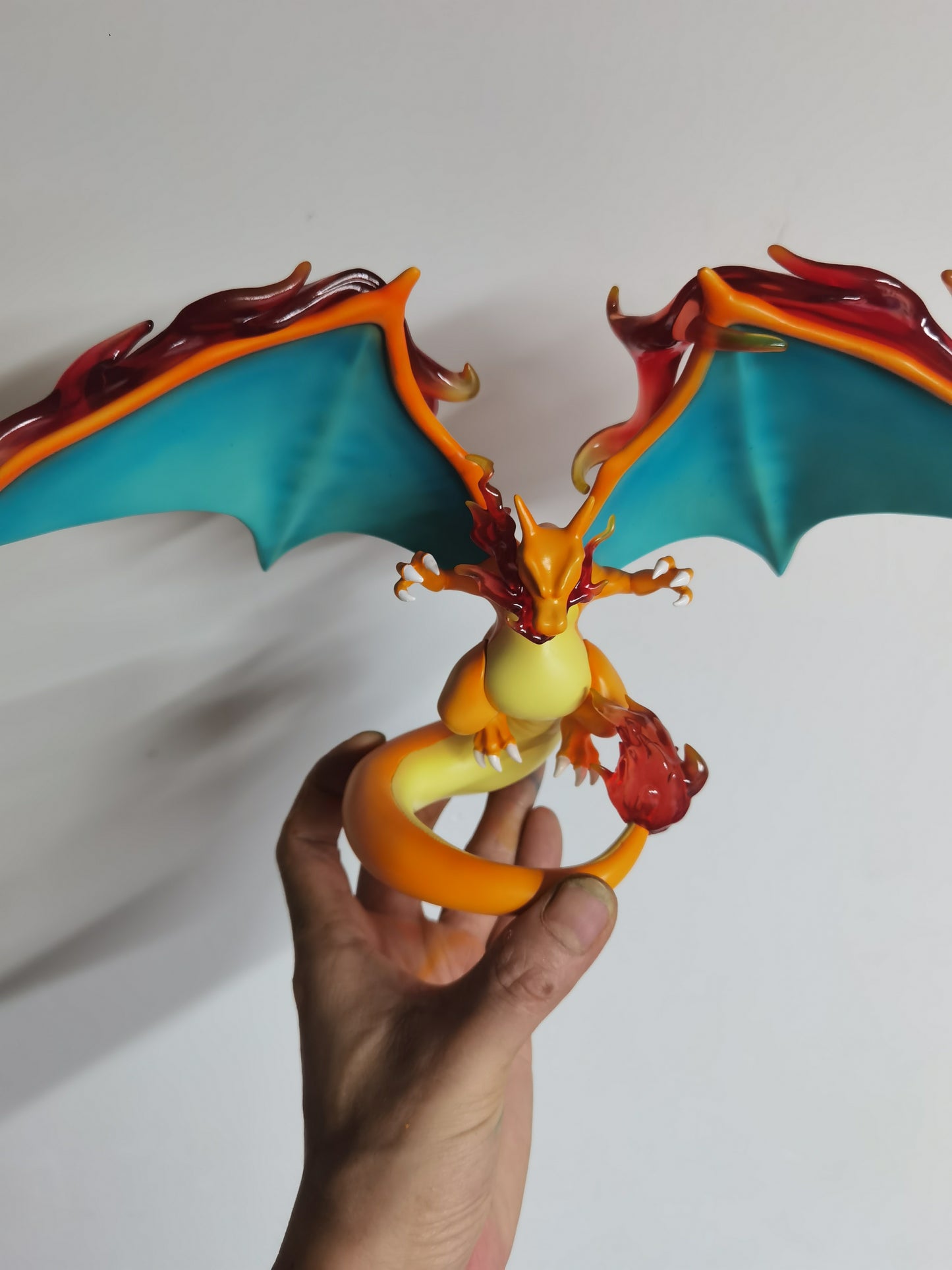 [PREORDER] 1/20 Scale World Figure [TS] - Charizard