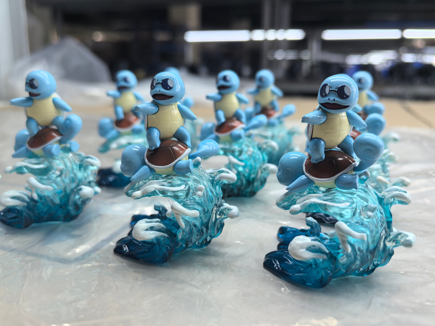 [IN STOCK] 1/20 Scale World Figure [SUN] - Surfing Squirtle