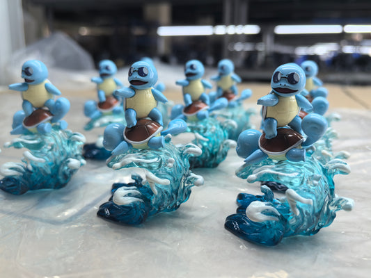 [IN STOCK] 1/20 Scale World Figure [SUN] - Surfing Squirtle