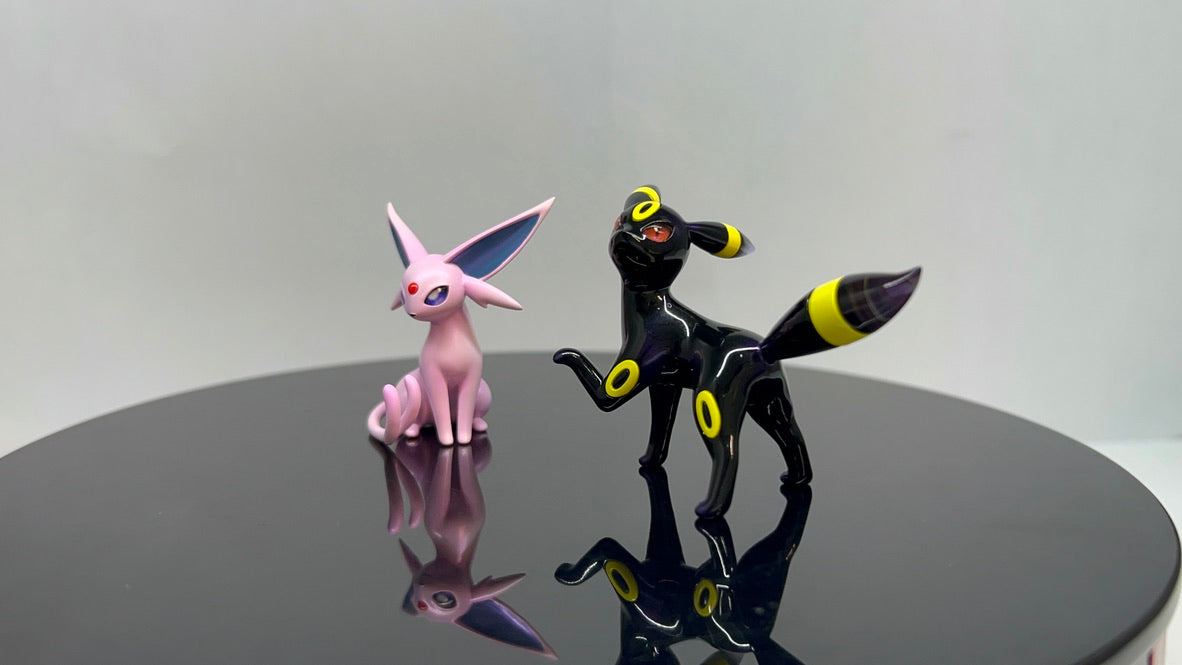 [PREORDER] 1/20 Scale World Figure [MIRACLE ISLAND] - Espeon & Umbreon