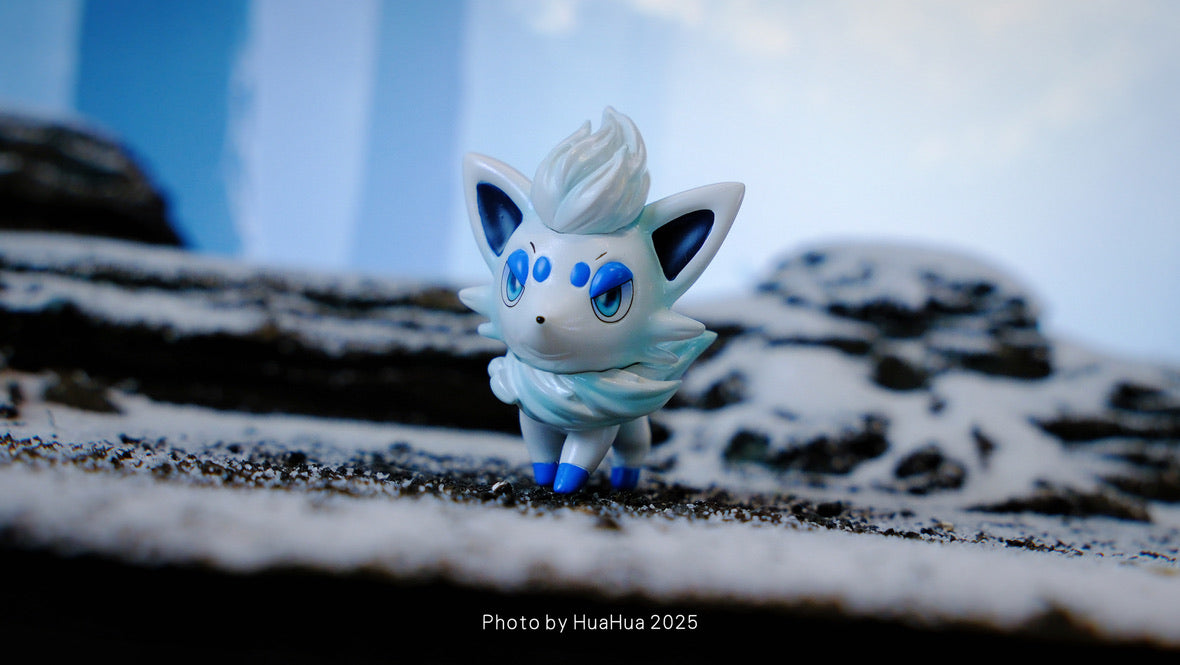 [IN STOCK] 1/20 Scale World Figure [WONDER] - Zorua & Zoroark
