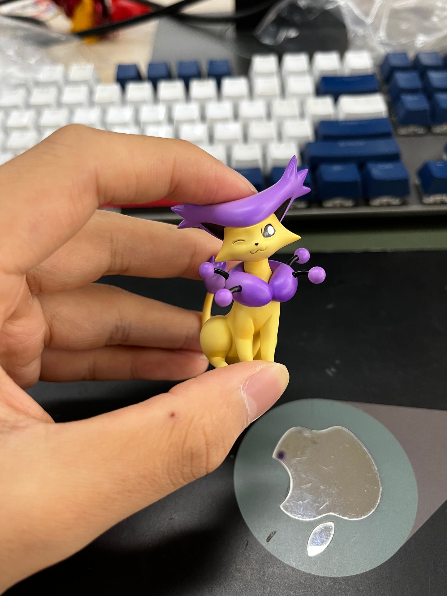 [PREORDER] 1/20 Scale World Figure [HJ] - Skitty & Delcatty