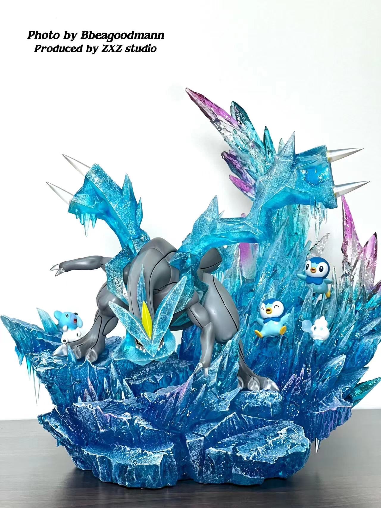 [IN STOCK] 1/20 Scale World Figure [PALLET TOWN] - Kyurem