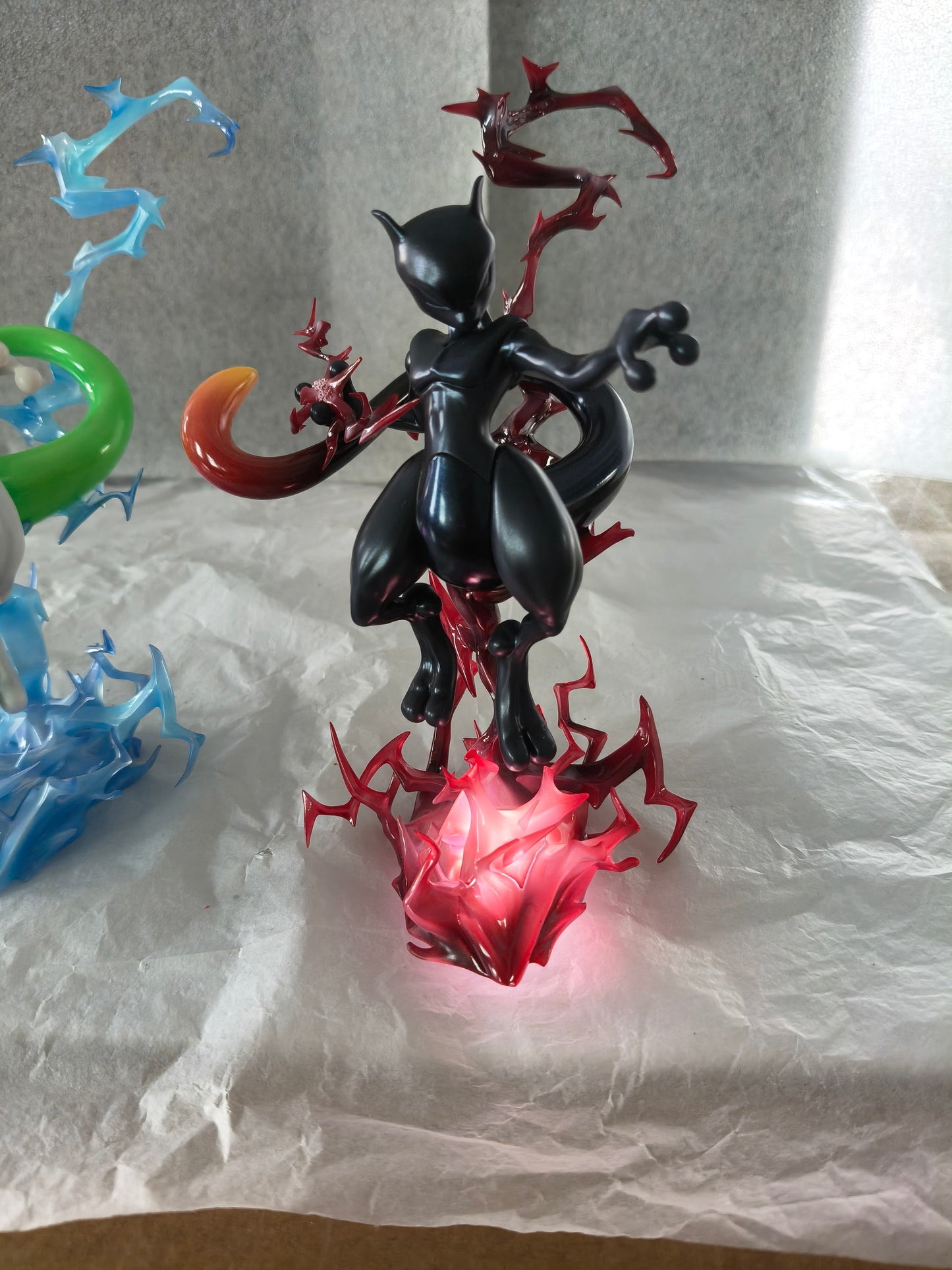 [PREORDER] 1/20 Scale World Figure [GD] - Mewtwo