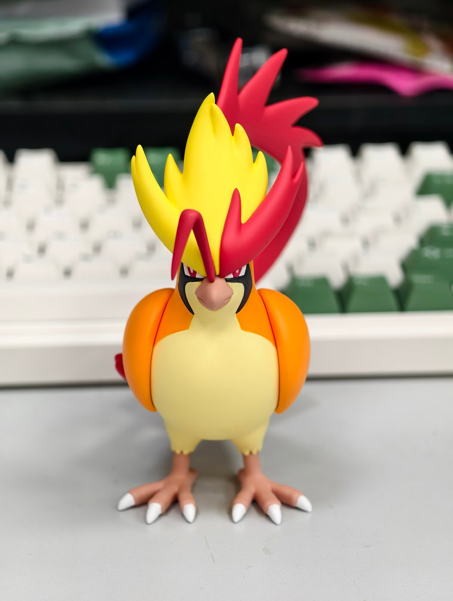 [IN STOCK] 1/20 Scale World Figure [FLF] - Mega Pidgeot