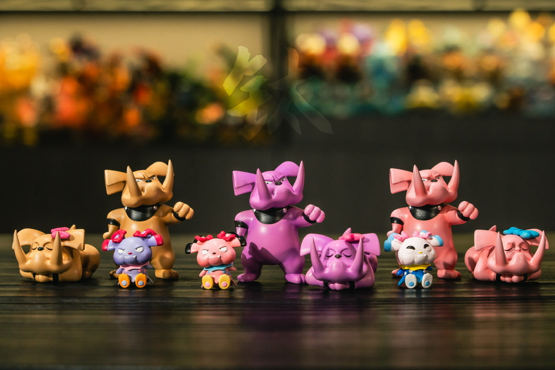 [IN STOCK] 1/20 Scale World Figure [LIMOUSINE] - Snubbull & Granbull
