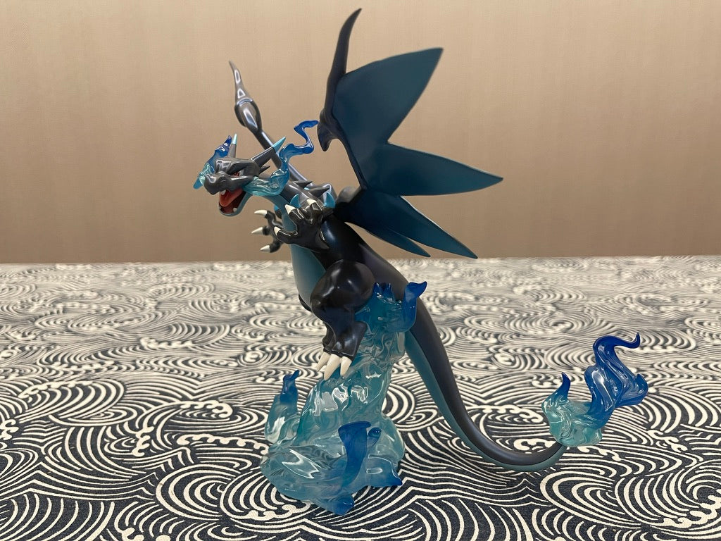 [IN STOCK] 1/20 Scale World Figure [PIKA] - Mega Charizard X