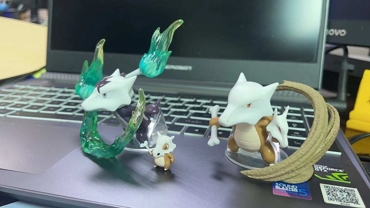 Alolan best sale marowak figure