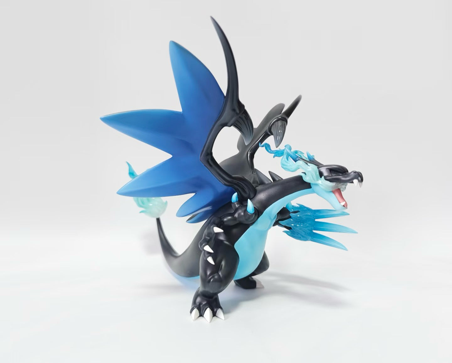 [IN STOCK] 1/20 Scale World Figure [DRAGON VALLEY] - Mega Charizard X