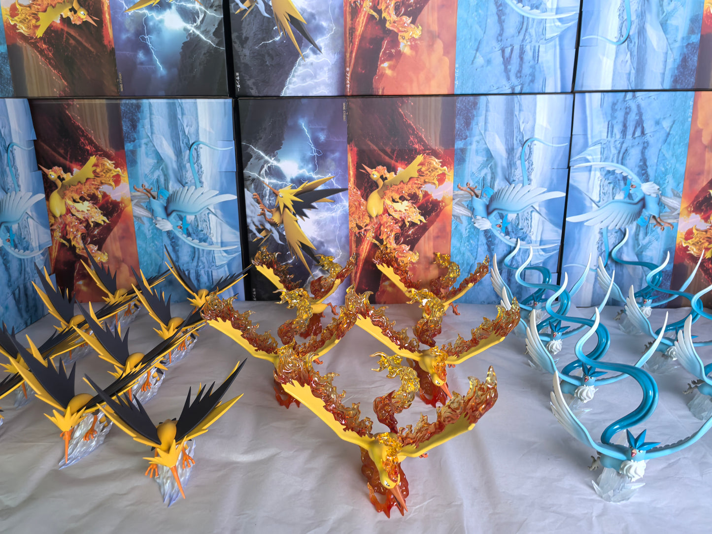 [IN STOCK] 1/20 Scale World Figure [MINE] - Articuno & Zapdos & Moltres