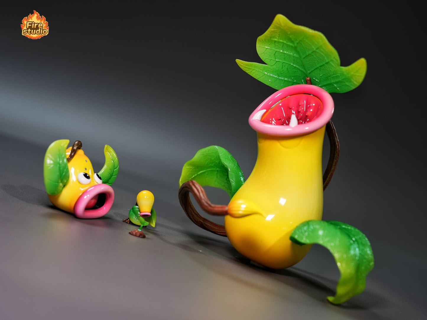 [PREORDER] 1/20 Scale World Figure [FIRE] - Bellsprout & Weepinbell & Victreebel