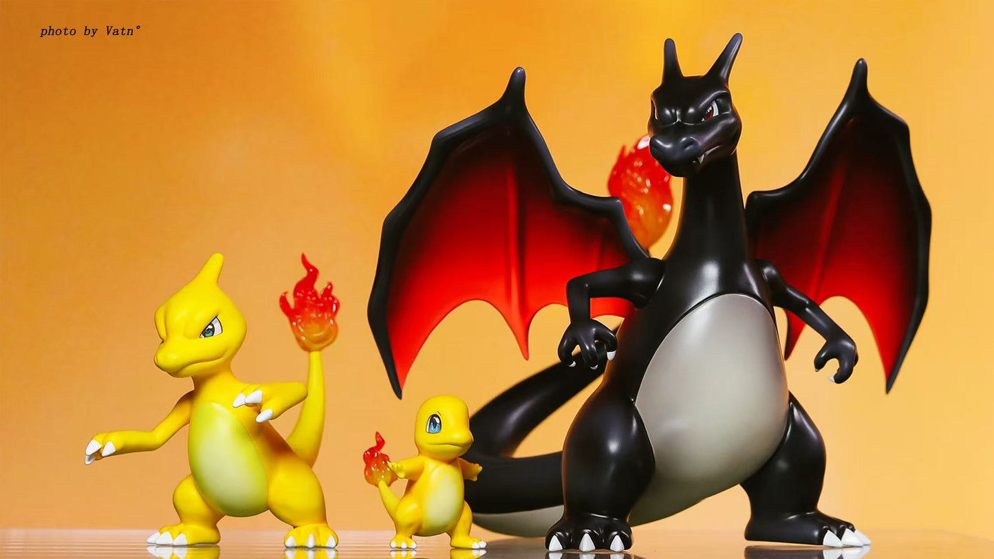 [IN STOCK] 1/20 Scale World Figure [LIMOUSINE] - Charmander & Charmeleon & Charizard