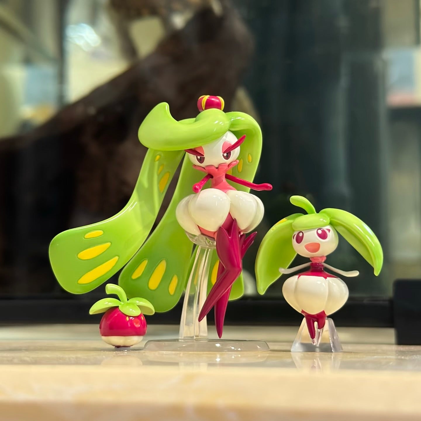 [IN STOCK] 1/20 Scale World Figure [SXG] - Bounsweet & Steenee & Tsareena