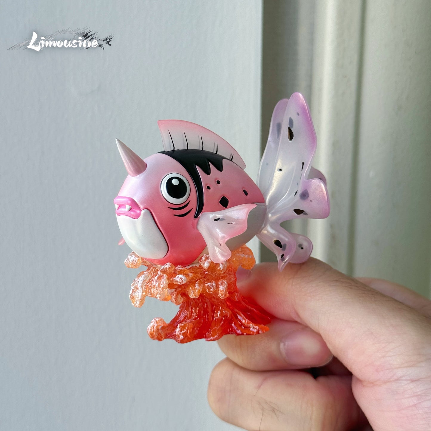 [PREORDER] 1/20 Scale World Figure [LIMOUSINE] - Goldeen & Seaking