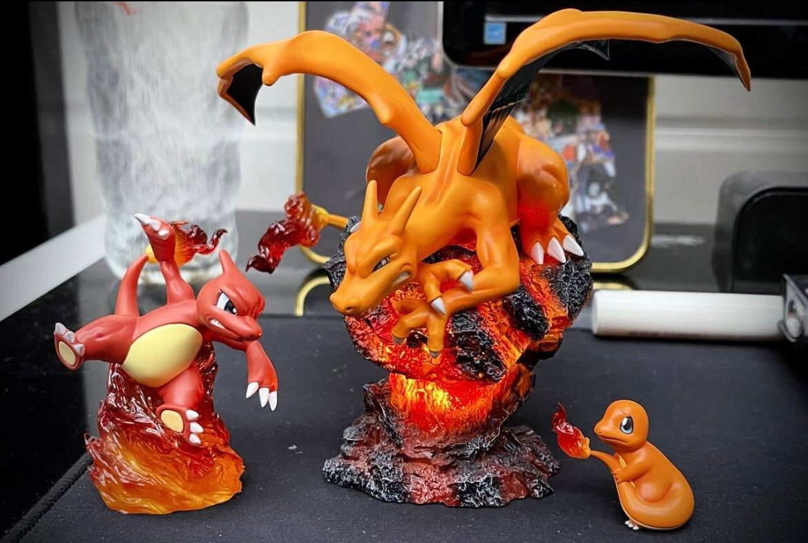 [IN STOCK] 1/20 Scale World Figure [PALLET TOWN] - Charmander & Charmeleon & Charizard