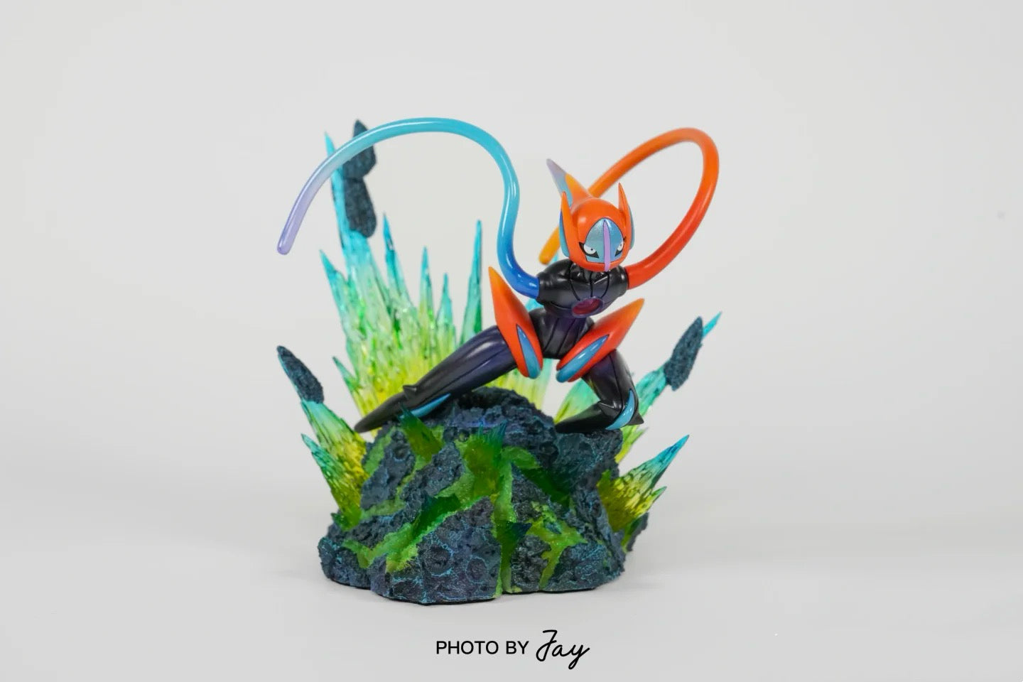 [IN STOCK] 1/20 Scale World Figure [DM] - Deoxys